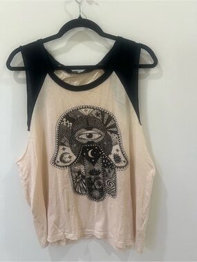 Cream & Black Hamsa Graphic Sleeveless Tank Top
